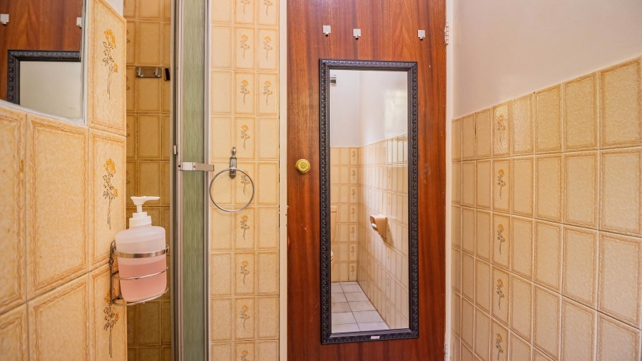4 Bedroom Property for Sale in Glenvista Gauteng