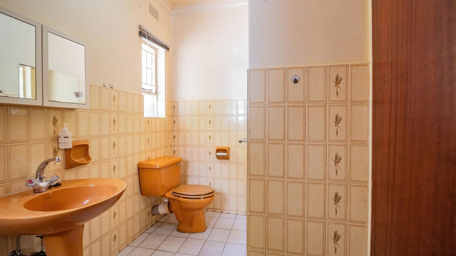 4 Bedroom Property for Sale in Glenvista Gauteng