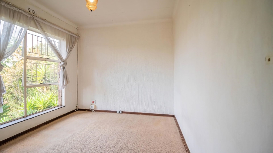 4 Bedroom Property for Sale in Glenvista Gauteng