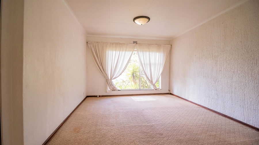 4 Bedroom Property for Sale in Glenvista Gauteng