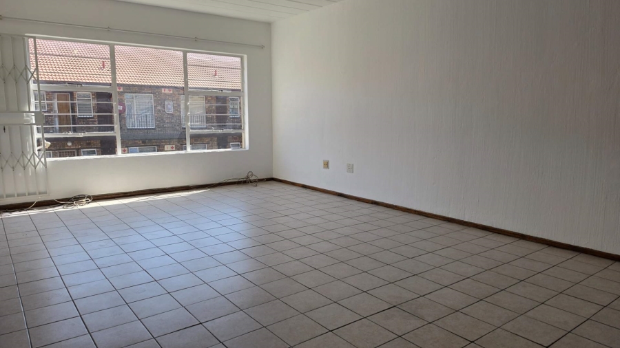 2 Bedroom Property for Sale in New Redruth Gauteng