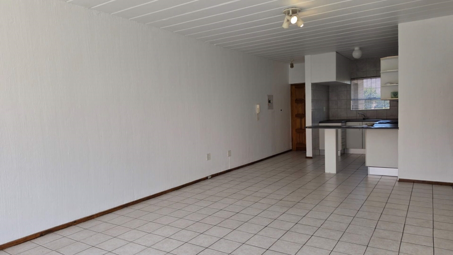 2 Bedroom Property for Sale in New Redruth Gauteng