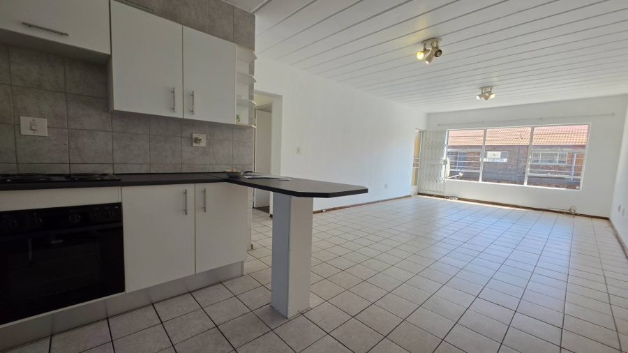 2 Bedroom Property for Sale in New Redruth Gauteng