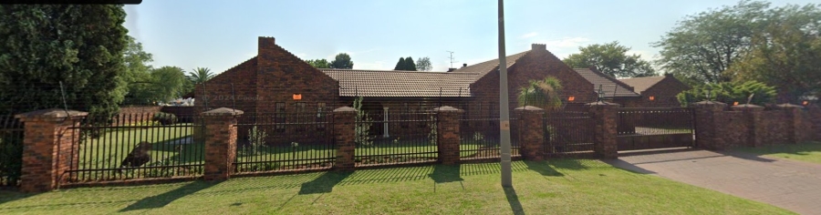 4 Bedroom Property for Sale in Brackenhurst Gauteng