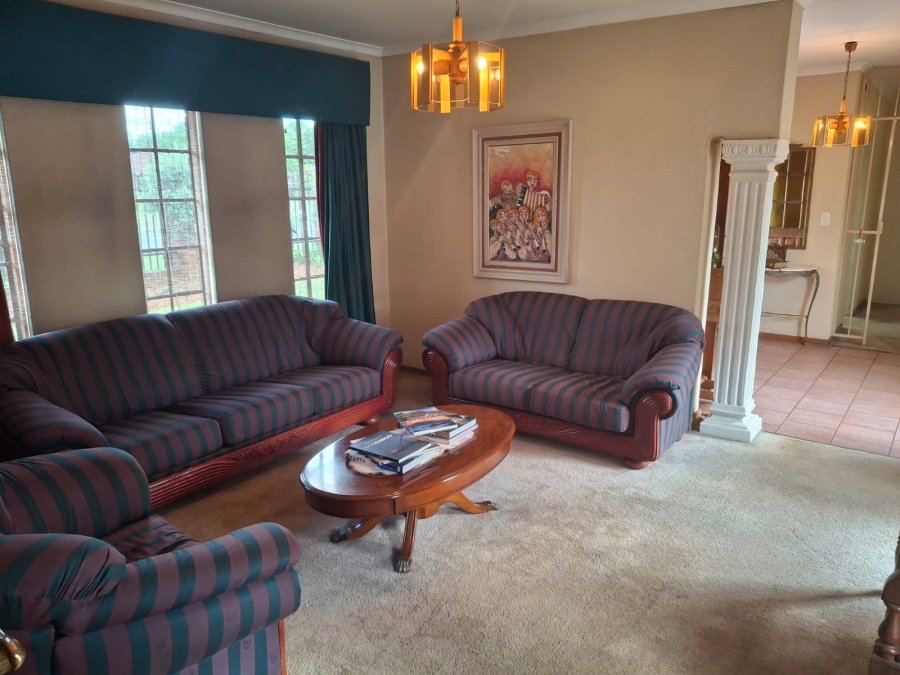 4 Bedroom Property for Sale in Brackenhurst Gauteng