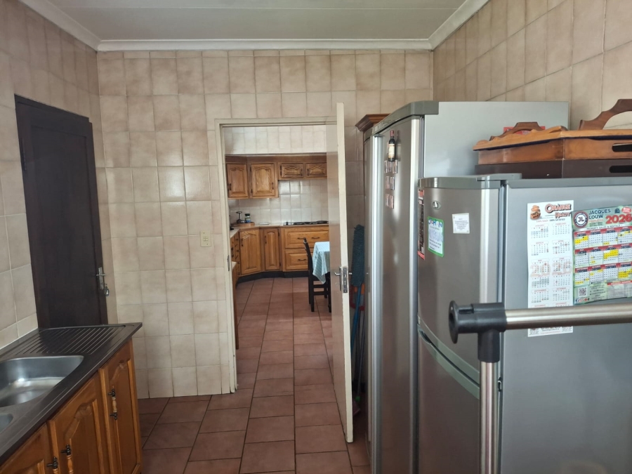 4 Bedroom Property for Sale in Brackenhurst Gauteng