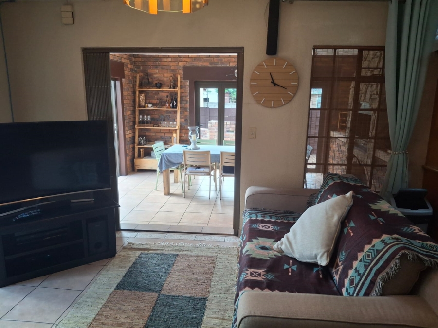 4 Bedroom Property for Sale in Brackenhurst Gauteng
