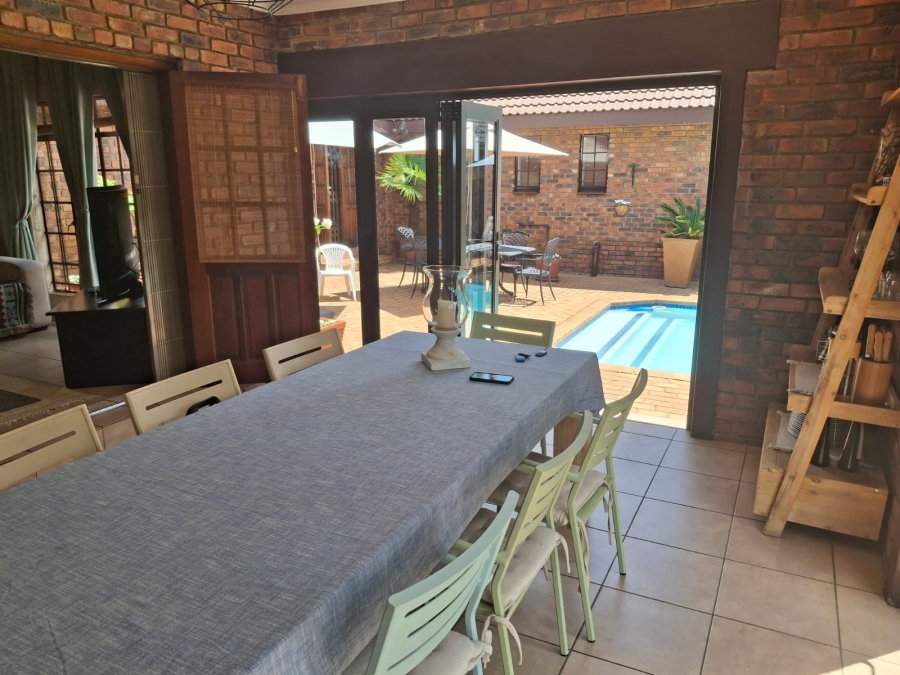 4 Bedroom Property for Sale in Brackenhurst Gauteng