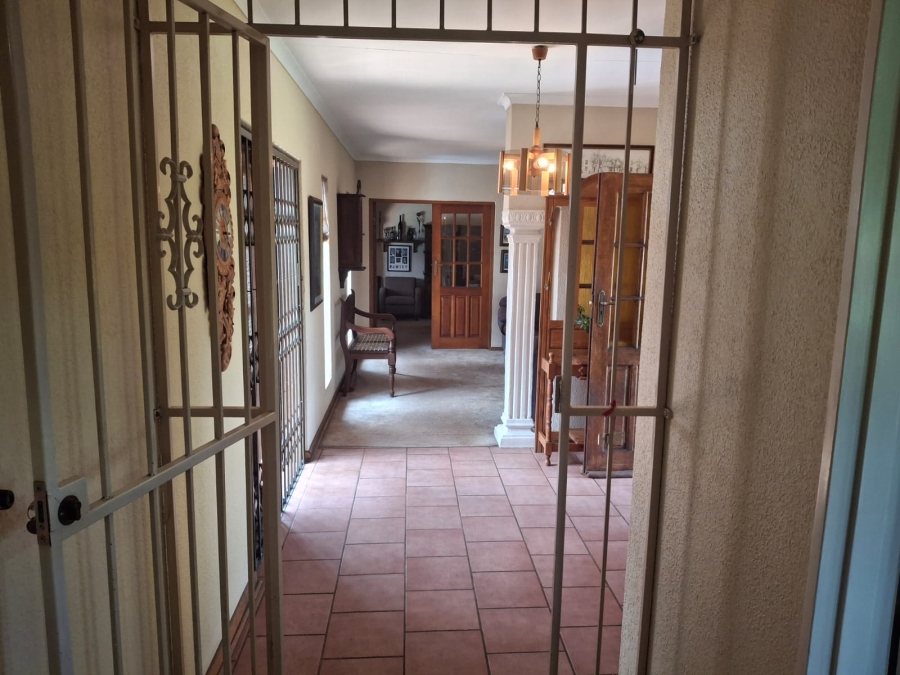4 Bedroom Property for Sale in Brackenhurst Gauteng