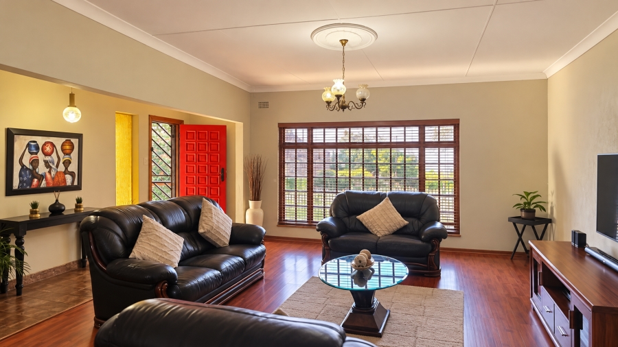 4 Bedroom Property for Sale in Rant En Dal Gauteng