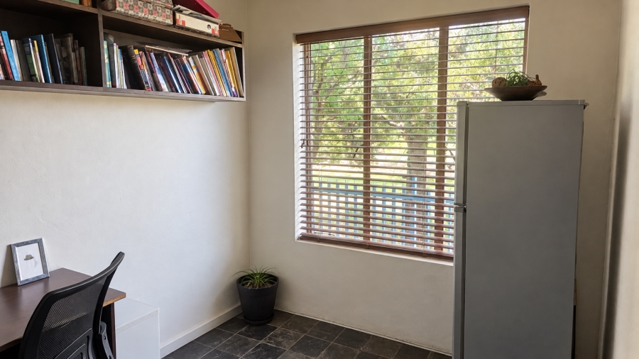 4 Bedroom Property for Sale in Rant En Dal Gauteng