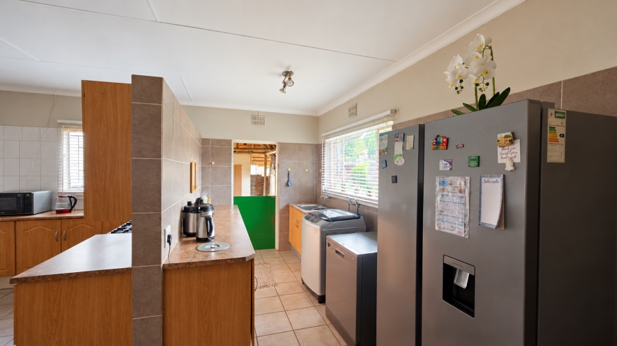 4 Bedroom Property for Sale in Rant En Dal Gauteng