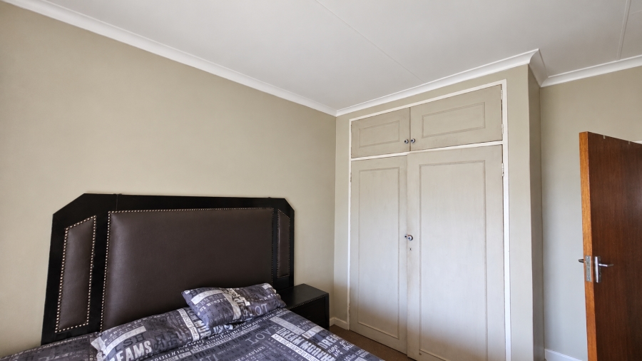 4 Bedroom Property for Sale in Rant En Dal Gauteng