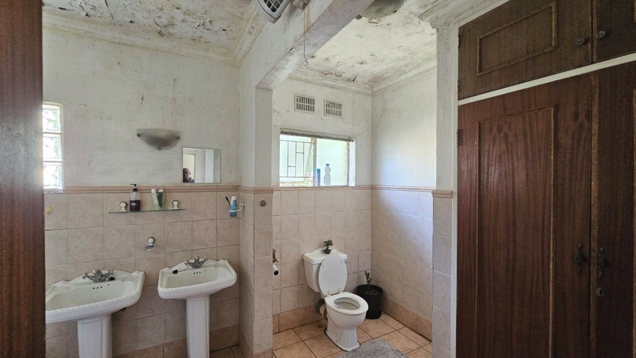 4 Bedroom Property for Sale in Rant En Dal Gauteng