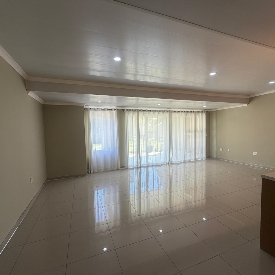 To Let 4 Bedroom Property for Rent in Morningside Manor Gauteng