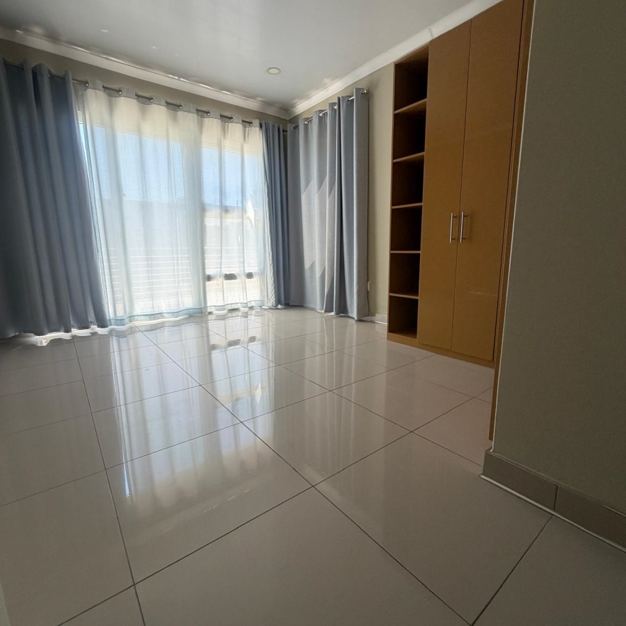 To Let 4 Bedroom Property for Rent in Morningside Manor Gauteng