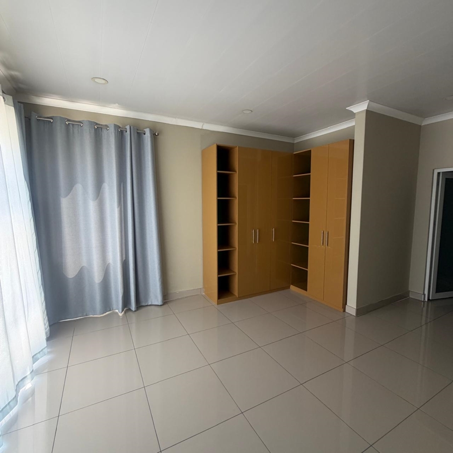 To Let 4 Bedroom Property for Rent in Morningside Manor Gauteng