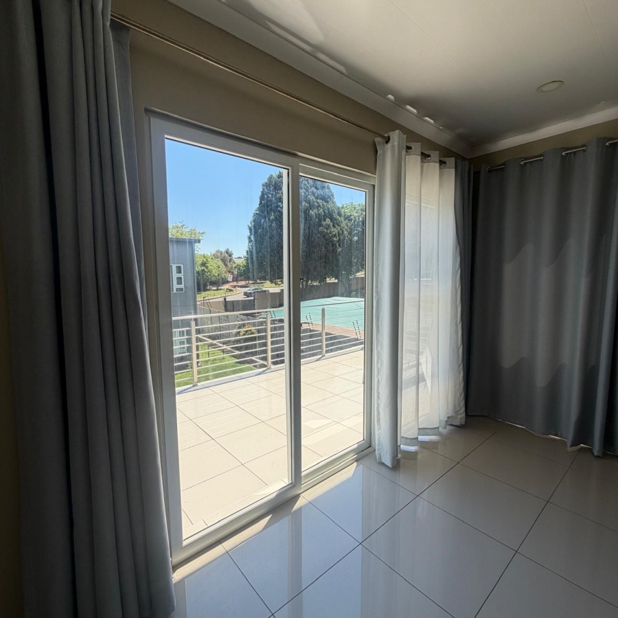 To Let 4 Bedroom Property for Rent in Morningside Manor Gauteng