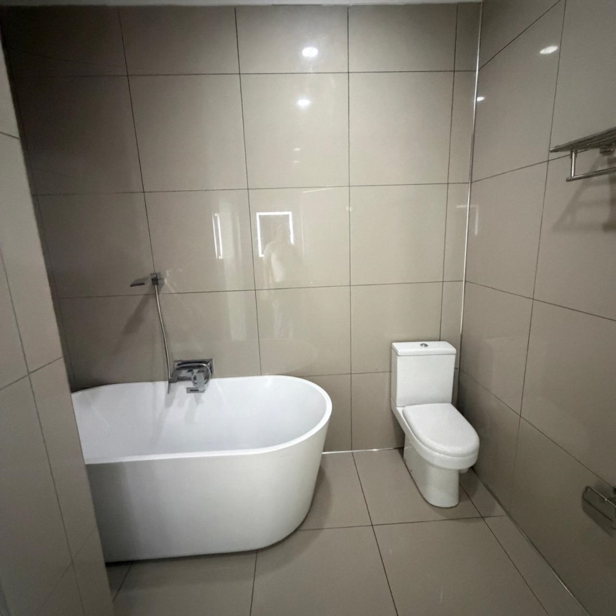To Let 4 Bedroom Property for Rent in Morningside Manor Gauteng