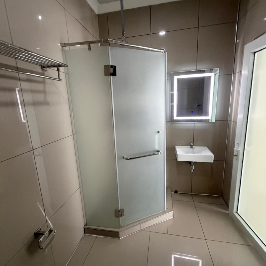 To Let 4 Bedroom Property for Rent in Morningside Manor Gauteng