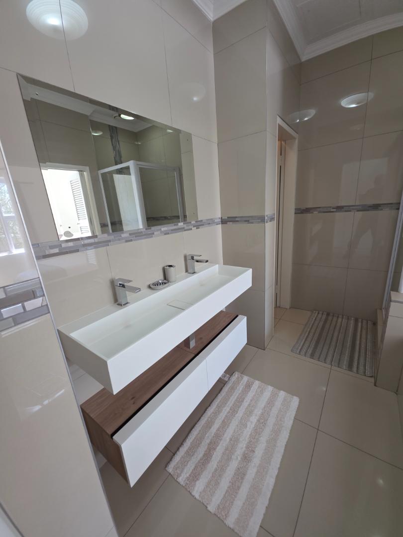 To Let 2 Bedroom Property for Rent in Rivonia Gauteng