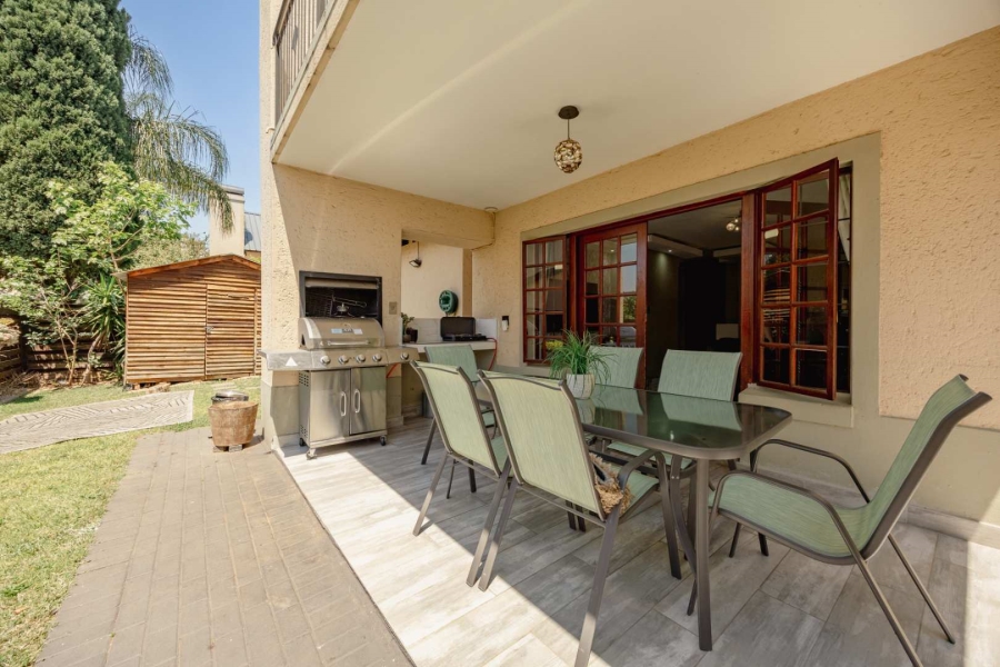 3 Bedroom Property for Sale in Equestria Gauteng