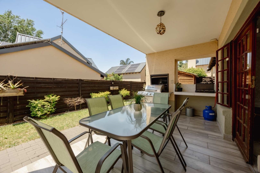 3 Bedroom Property for Sale in Equestria Gauteng