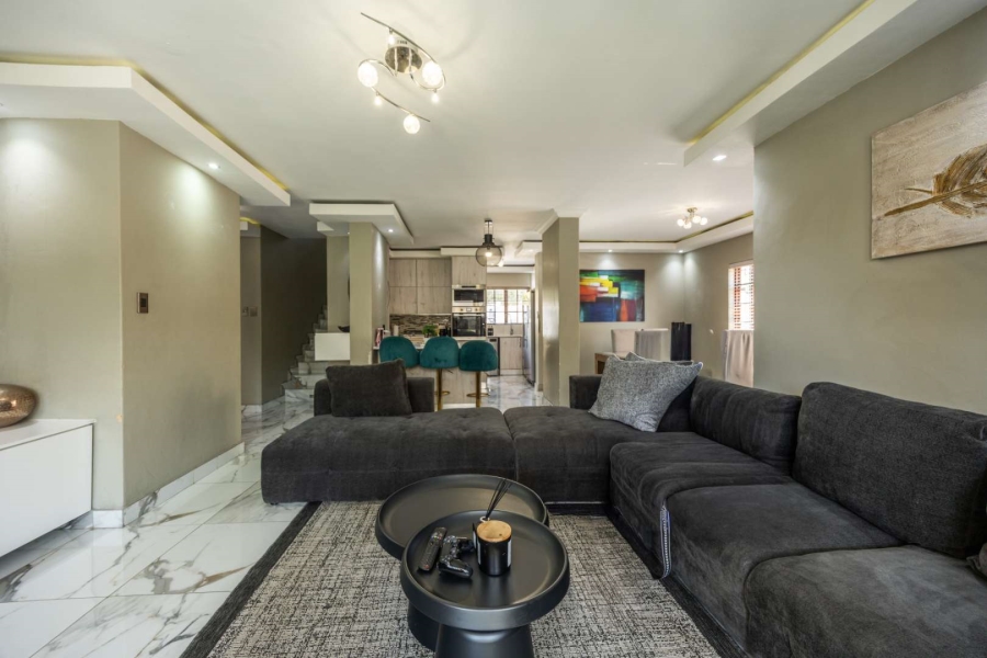 3 Bedroom Property for Sale in Equestria Gauteng