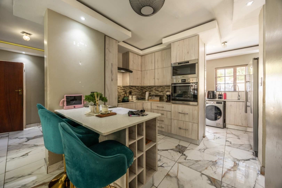 3 Bedroom Property for Sale in Equestria Gauteng