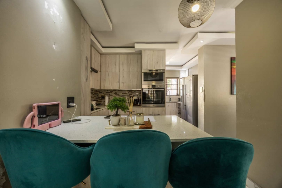3 Bedroom Property for Sale in Equestria Gauteng