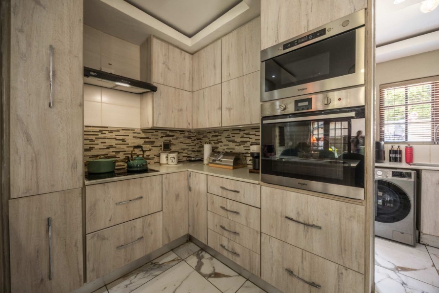 3 Bedroom Property for Sale in Equestria Gauteng