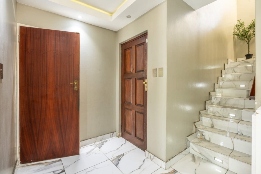 3 Bedroom Property for Sale in Equestria Gauteng