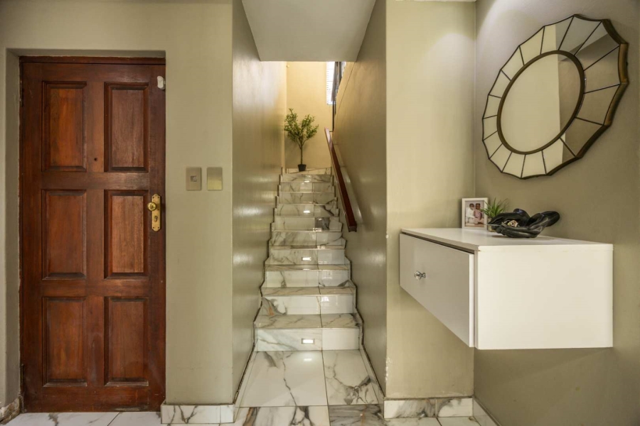 3 Bedroom Property for Sale in Equestria Gauteng