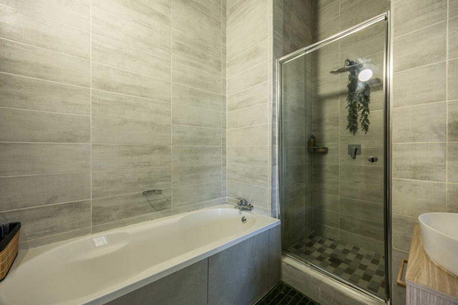 3 Bedroom Property for Sale in Equestria Gauteng