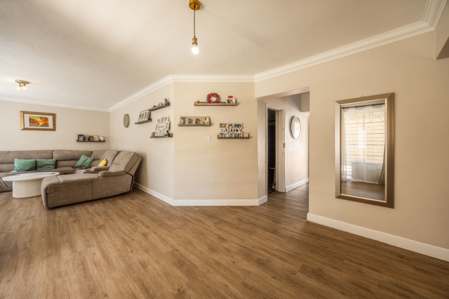 3 Bedroom Property for Sale in Equestria Gauteng