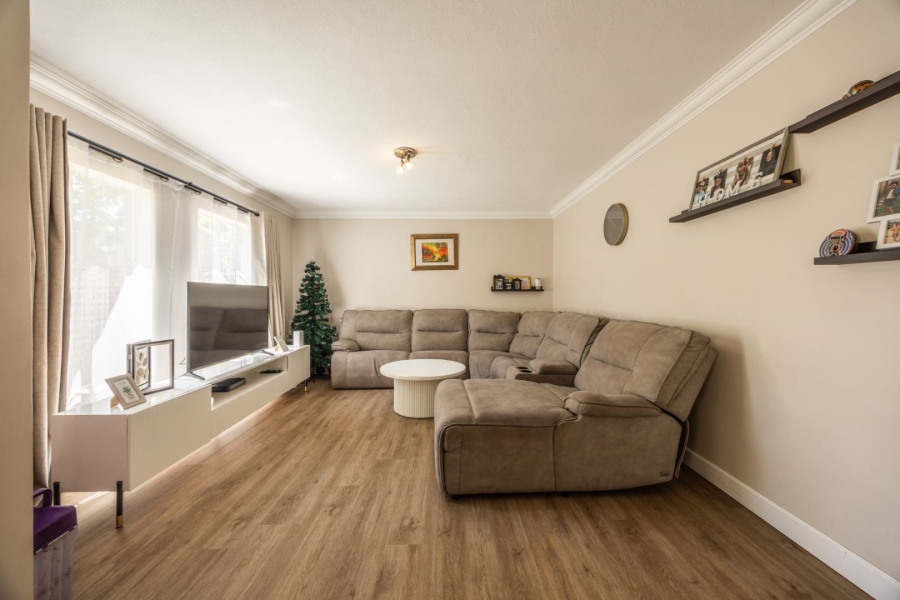 3 Bedroom Property for Sale in Equestria Gauteng