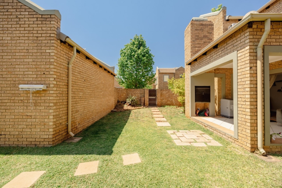 3 Bedroom Property for Sale in Equestria Gauteng