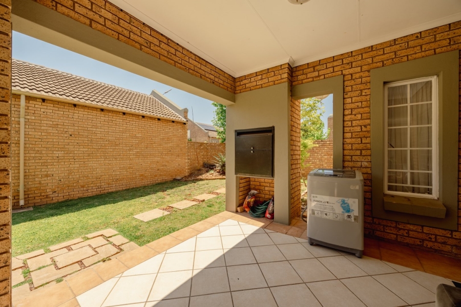 3 Bedroom Property for Sale in Equestria Gauteng