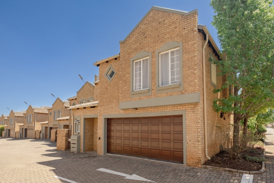 3 Bedroom Property for Sale in Equestria Gauteng