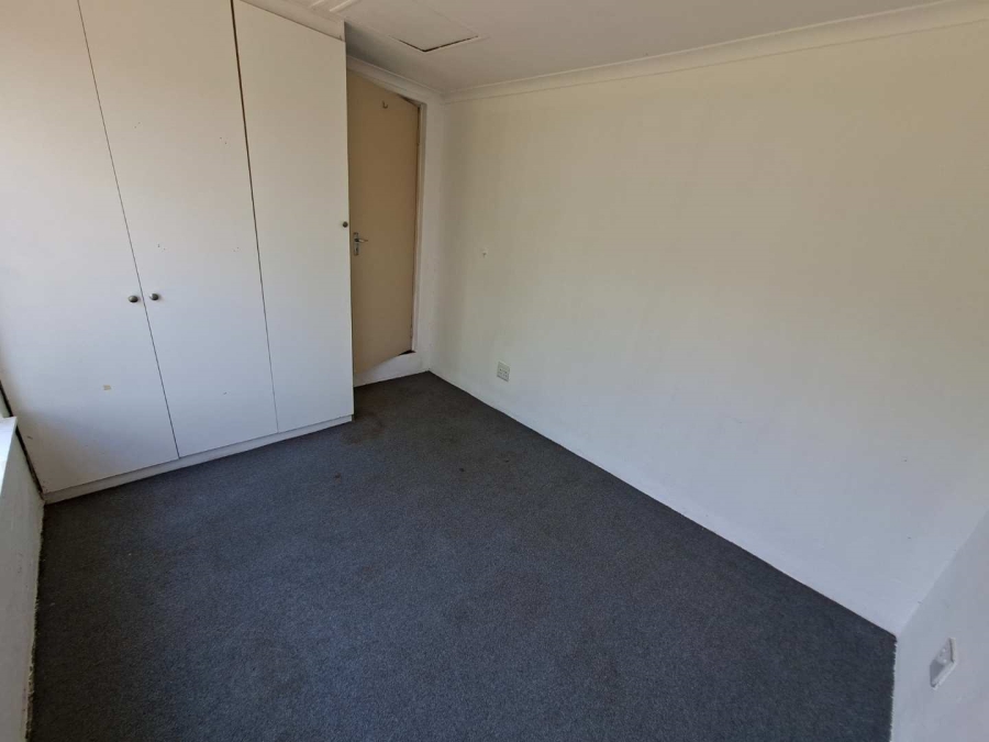 2 Bedroom Property for Sale in Weltevreden Park Gauteng
