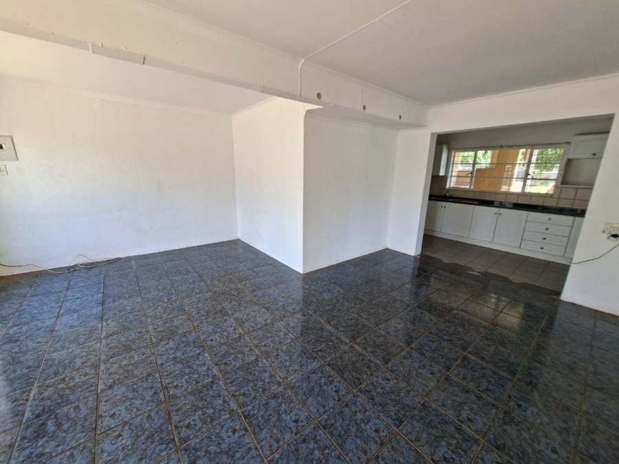 2 Bedroom Property for Sale in Weltevreden Park Gauteng