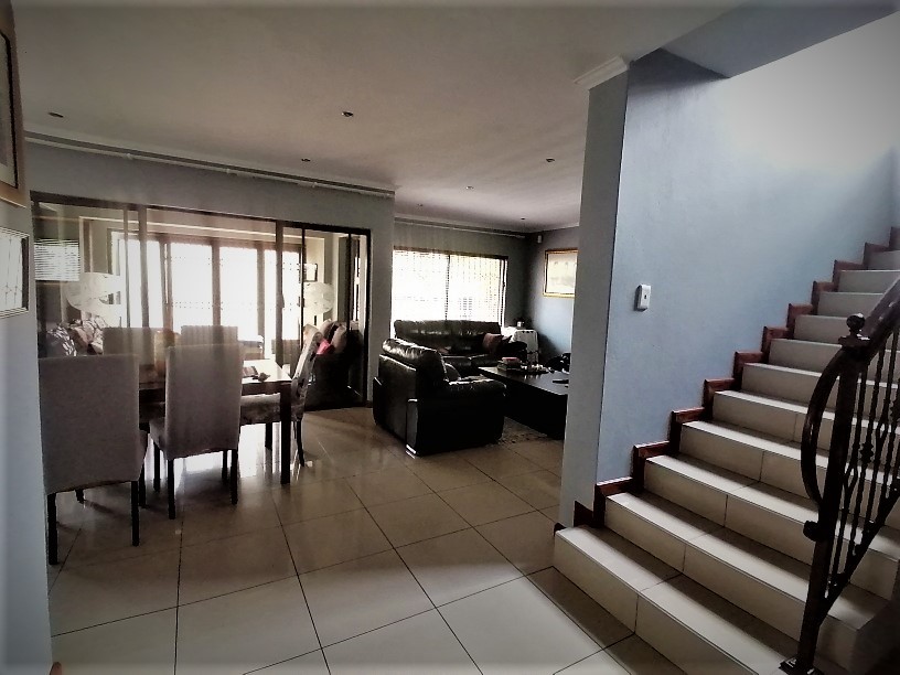 3 Bedroom Property for Sale in Pinehaven Gauteng