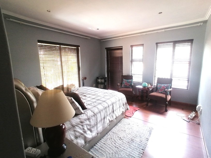 3 Bedroom Property for Sale in Pinehaven Gauteng