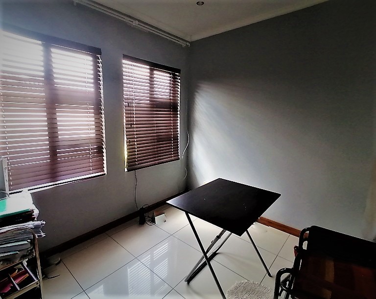 3 Bedroom Property for Sale in Pinehaven Gauteng