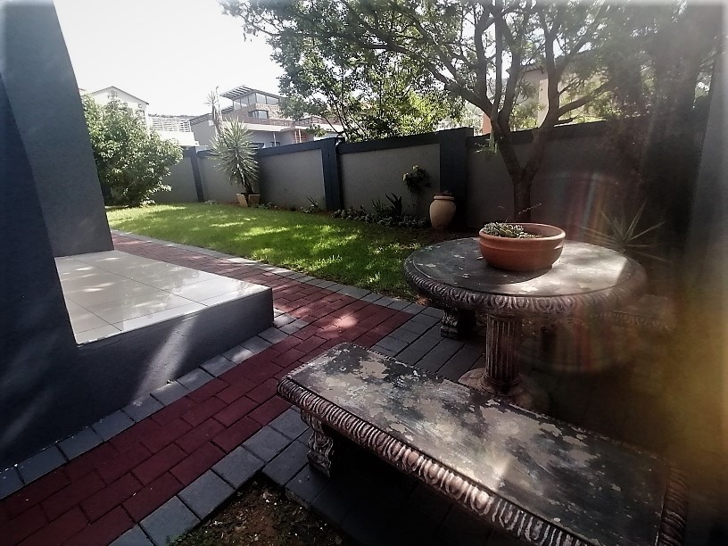3 Bedroom Property for Sale in Pinehaven Gauteng