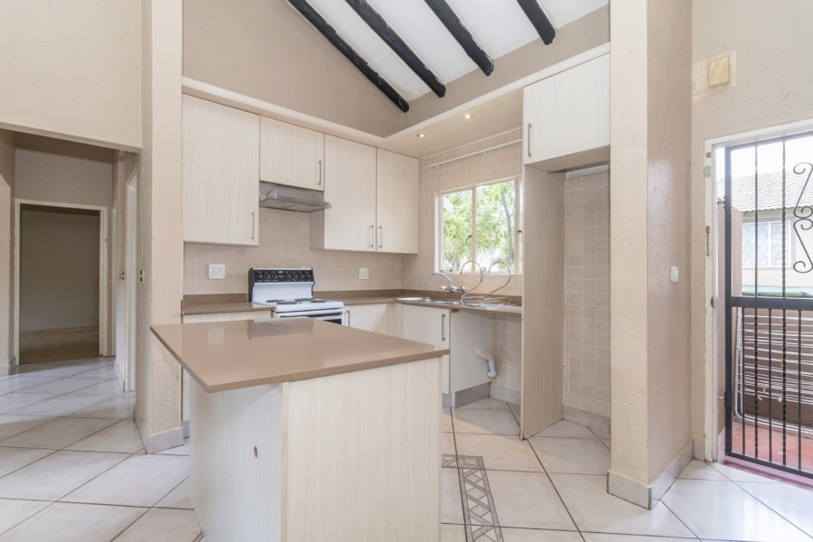 2 Bedroom Property for Sale in North Riding AH Gauteng