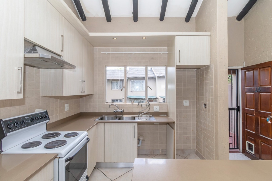 2 Bedroom Property for Sale in North Riding AH Gauteng