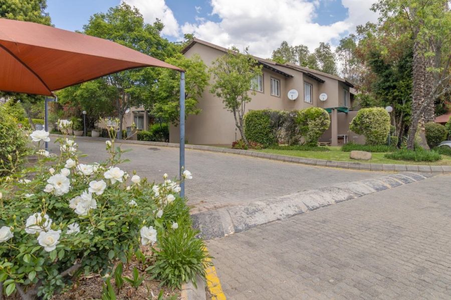 2 Bedroom Property for Sale in North Riding AH Gauteng
