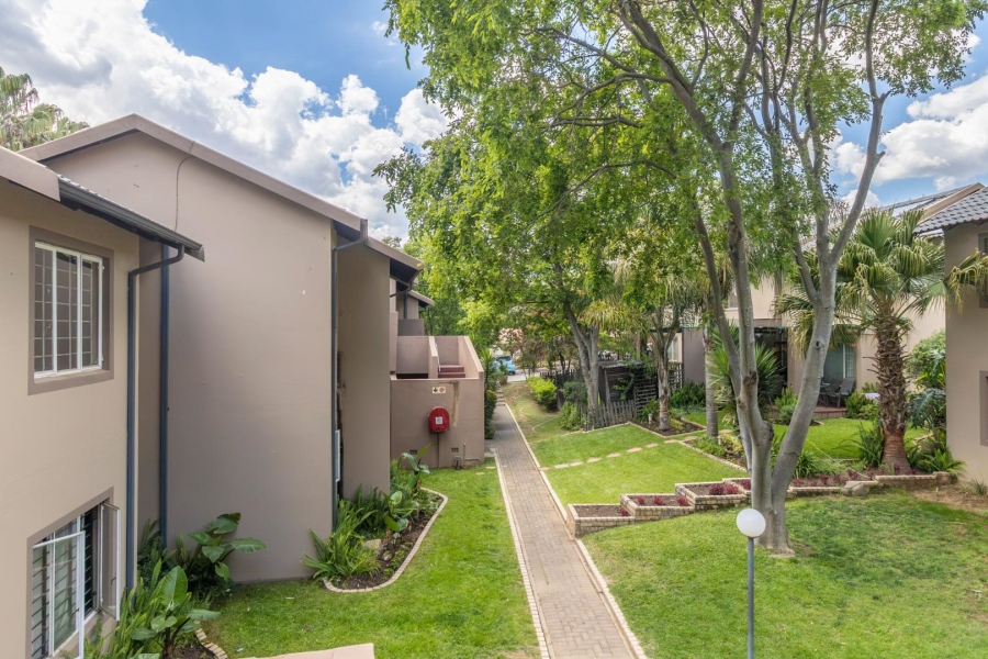 2 Bedroom Property for Sale in North Riding AH Gauteng