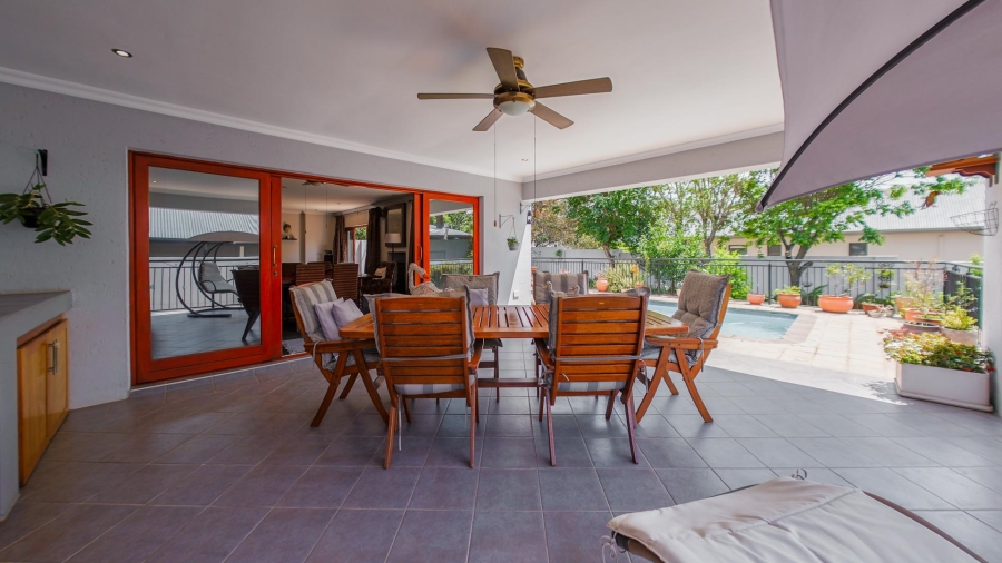4 Bedroom Property for Sale in Heritage Hill Gauteng